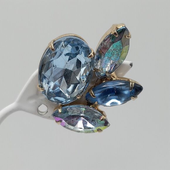 Vintage GARNE Blue Rhinestone Clip-On Earrings Fire Polished 50s-60s - Picture 3 of 12